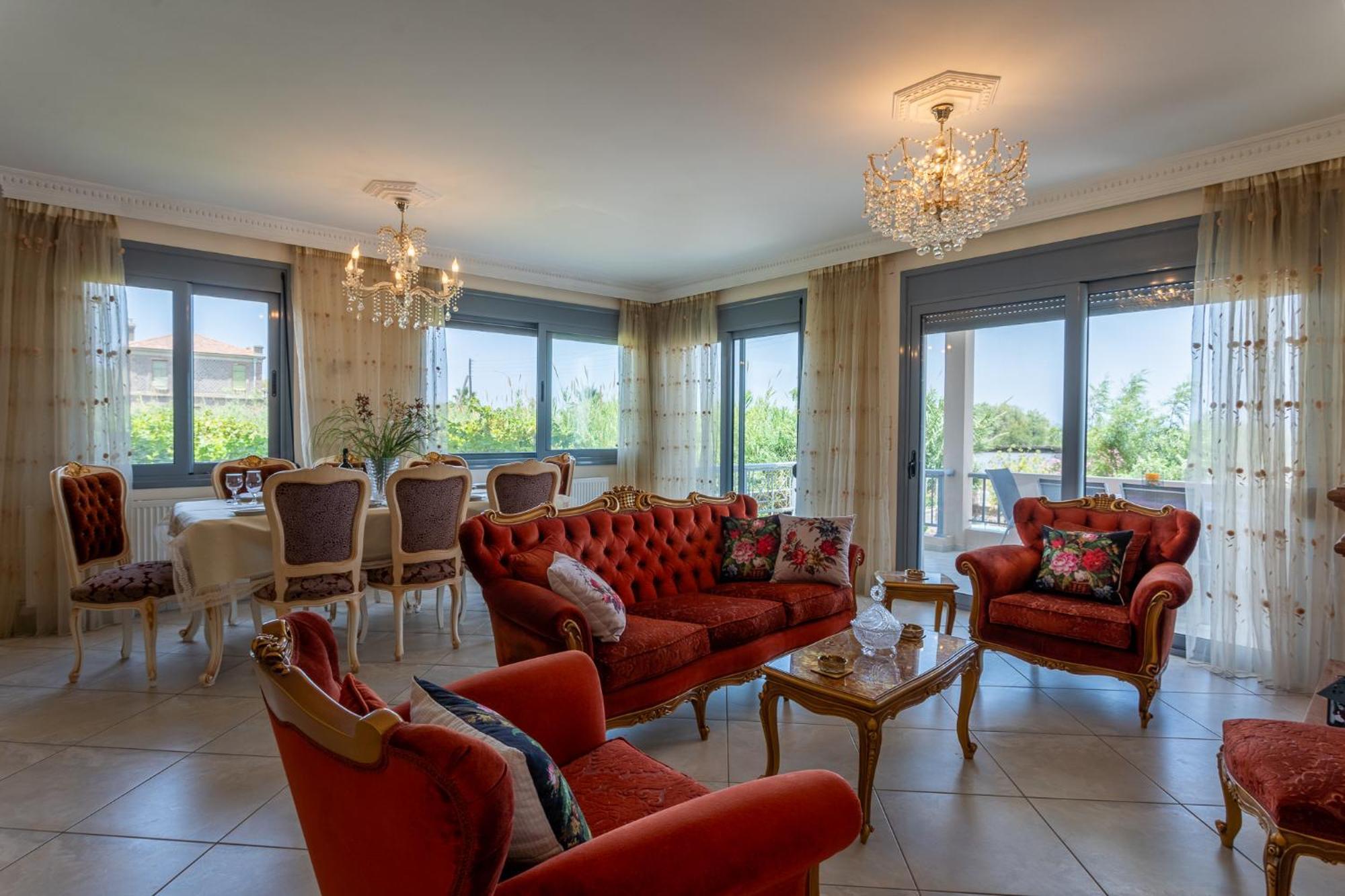 3-br Sea View With Garden In Villa