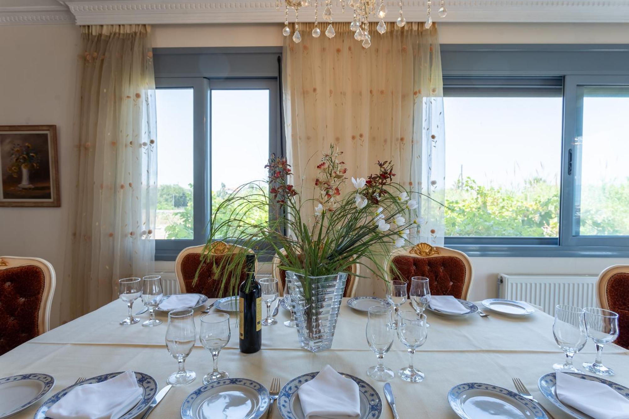 3-br Sea View With Garden In * Mytilene